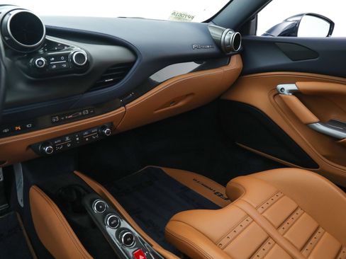 Certified 2022 Ferrari F8 Tributo image 29