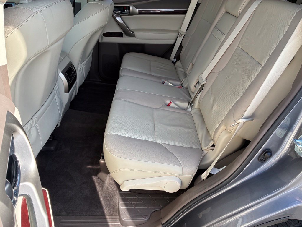 Used 2019 Lexus GX 460 Premium w/ Premium Package AWD/4WD image 30