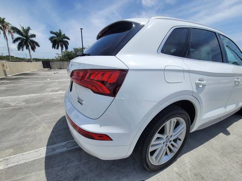 Used 2018 Audi Q5 Prestige w/ Prestige Package AWD/4WD image 17