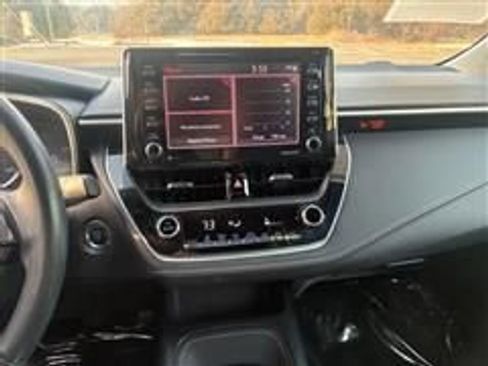 Used 2021 Toyota Corolla SE image 37