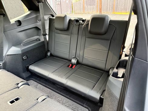 Used 2020 Volkswagen Tiguan SE R-Line w/ 3rd Row Seat Package AWD/4WD image 12