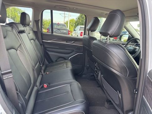 Used 2022 Jeep Grand Cherokee Limited 4xe AWD/4WD image 13