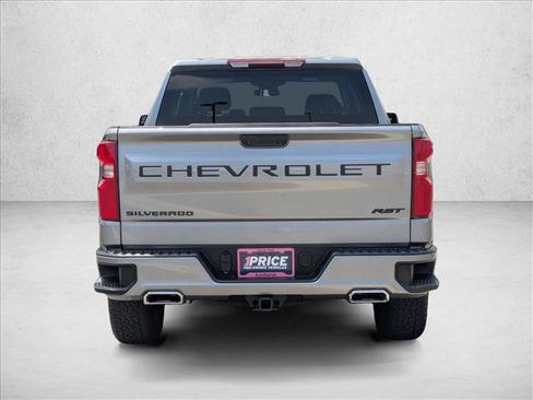 Used 2023 Chevrolet Silverado 1500 RST w/ Z71 Off-Road Package AWD/4WD image 6