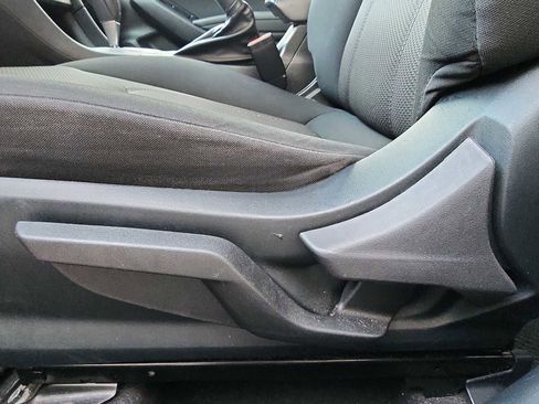 Used 2023 Subaru Impreza 2.0i image 13