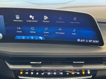 Certified 2025 Cadillac XT4 Premium Luxury
