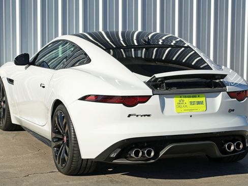 Used 2020 Jaguar F-TYPE R image 47