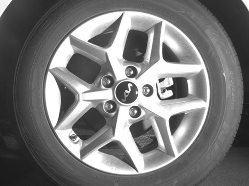 Used 2025 Kia Soul LX w/ LX Technology Package image 14