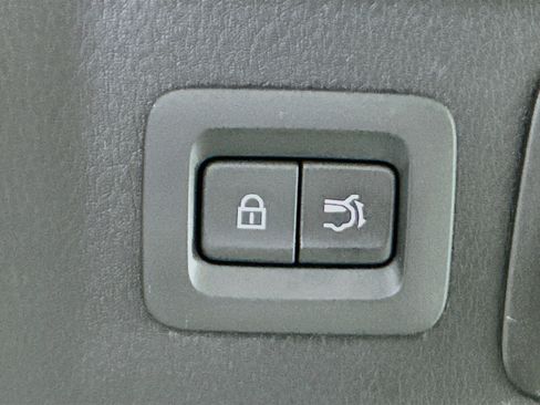 Used 2024 MAZDA CX-90 Plug-In Hybrid w/ Preferred AWD/4WD image 31