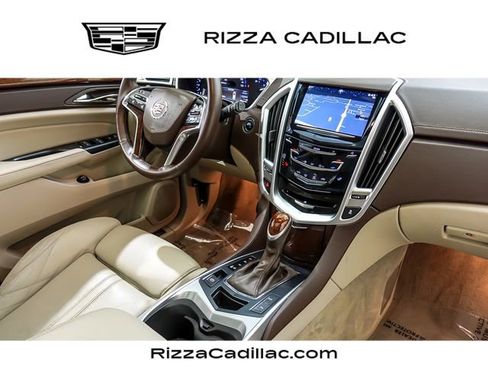 Used 2016 Cadillac SRX Luxury image 25