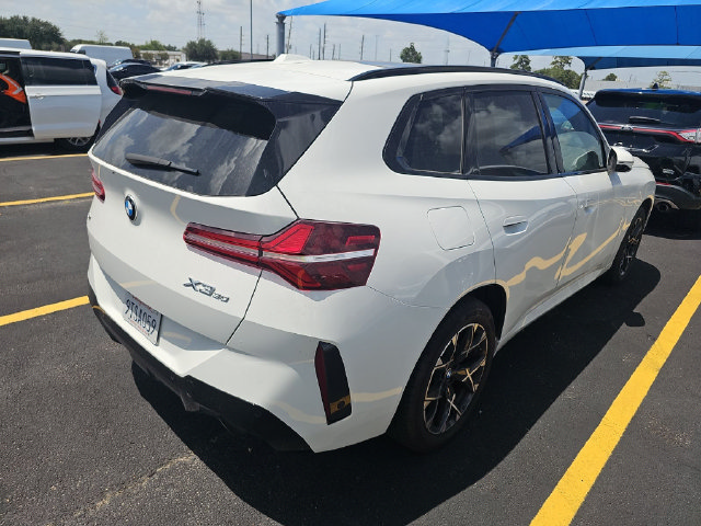 Used 2025 BMW X3 xDrive30i w/ Premium Package AWD/4WD image 3