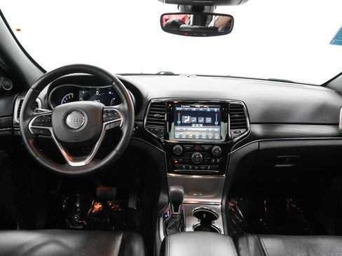 Used 2019 Jeep Grand Cherokee Limited w/ Luxury Group II AWD/4WD image 16