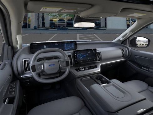 New 2025 Ford Expedition Max Active image 9