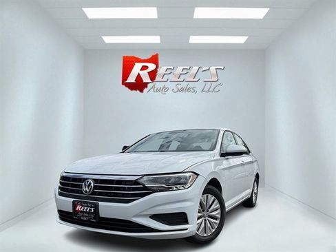Used 2019 Volkswagen Jetta S image 1
