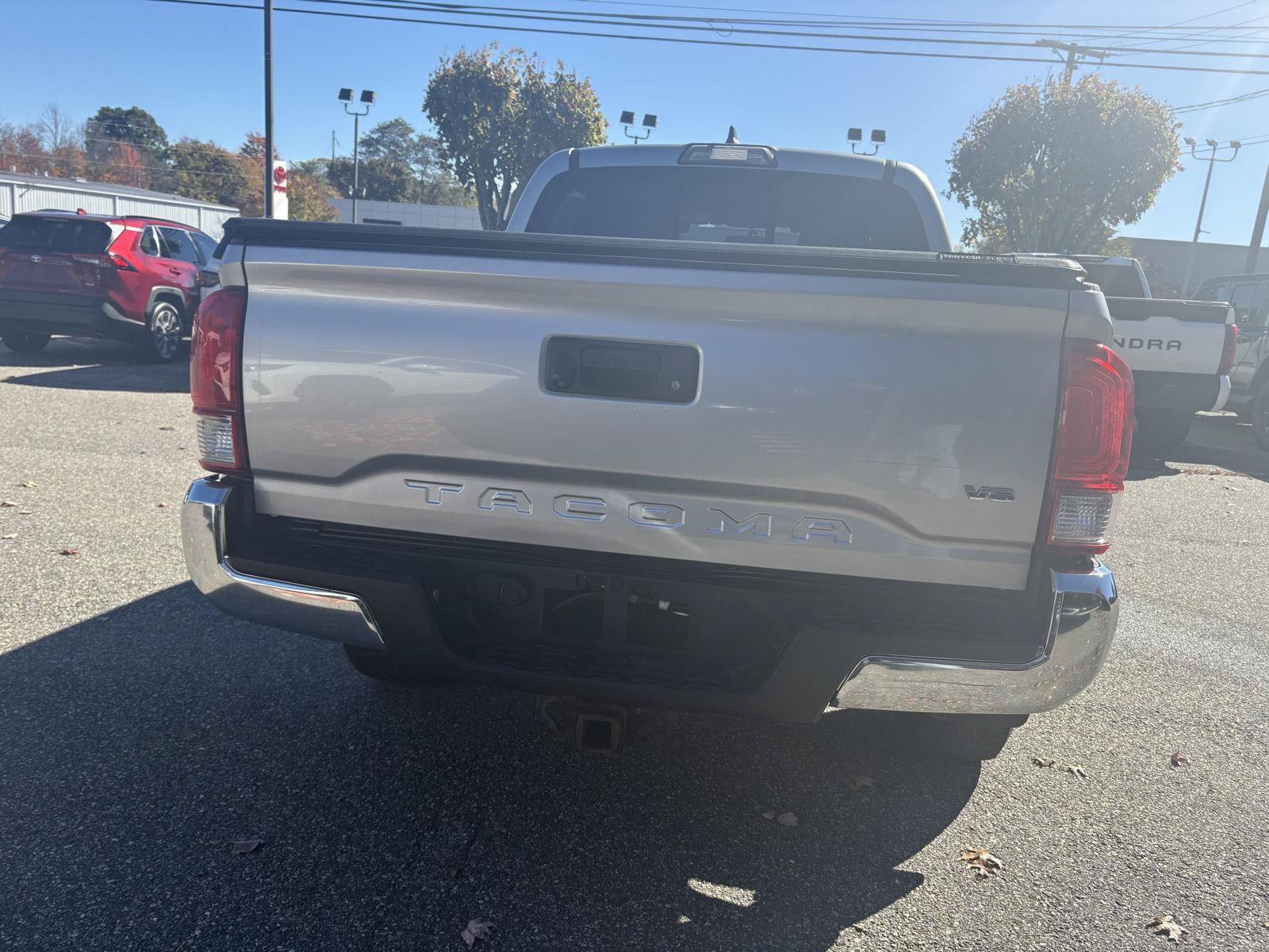 Used 2016 Toyota Tacoma TRD Off-Road w/ Towing Package AWD/4WD image 6