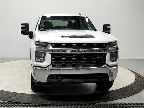 Used 2021 Chevrolet Silverado 2500 LT w/ Z71 Off-Road Package image 2
