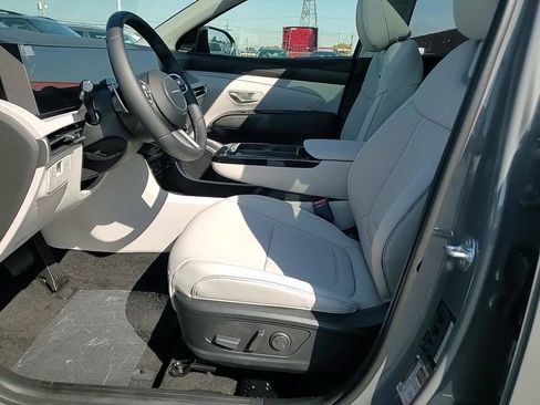 New 2026 Hyundai Tucson Limited image 14