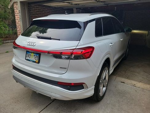 Used 2023 Audi Q4 e-tron Premium Plus w/ Premium Plus AWD/4WD image 19