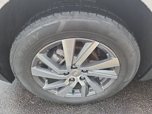 Certified 2023 Chevrolet Equinox Premier AWD/4WD image 27