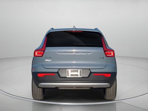 Used 2023 Volvo XC40 B5 Plus w/ Protection Package Premier AWD/4WD image 41