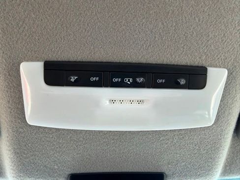 Certified 2023 Nissan Kicks SV FWD image 25