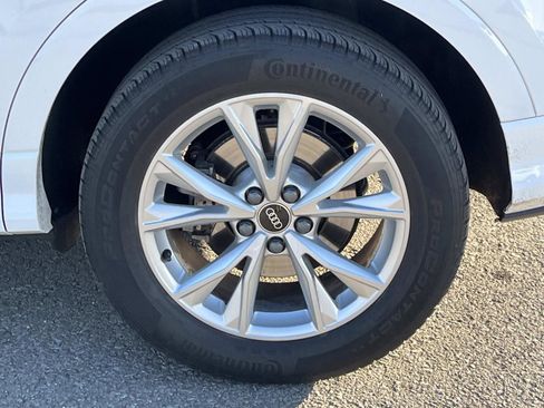 Used 2022 Audi Q3 2.0T Premium w/ Convenience Package image 12