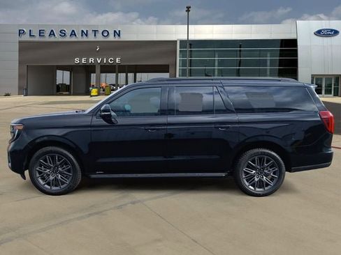 New 2026 Ford Expedition Max Platinum AWD/4WD image 2