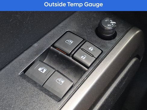 Used 2022 Toyota Tacoma SR5 image 27