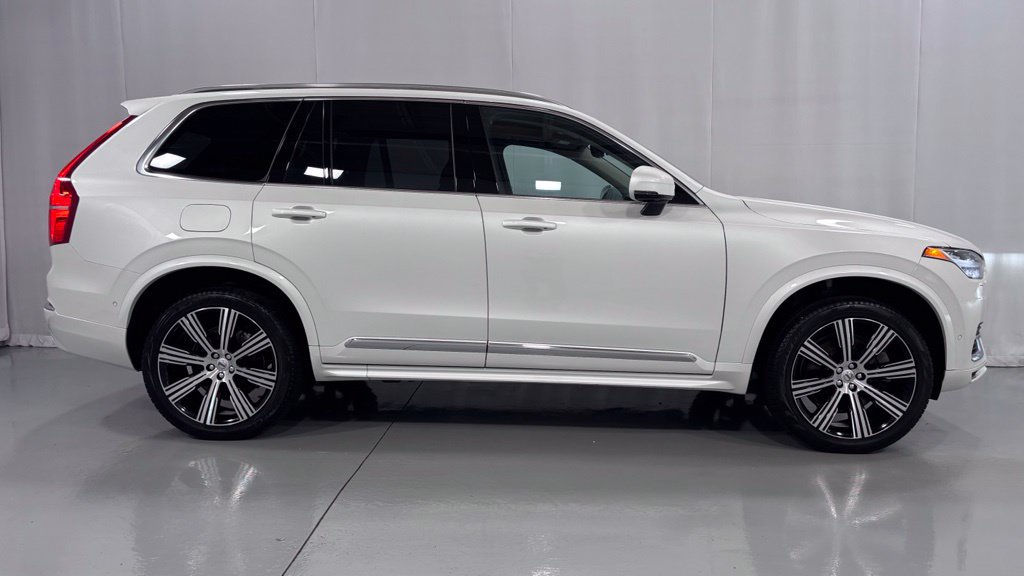Certified 2025 Volvo XC90 T8 Plus w/ Protection Package Premier AWD/4WD image 5