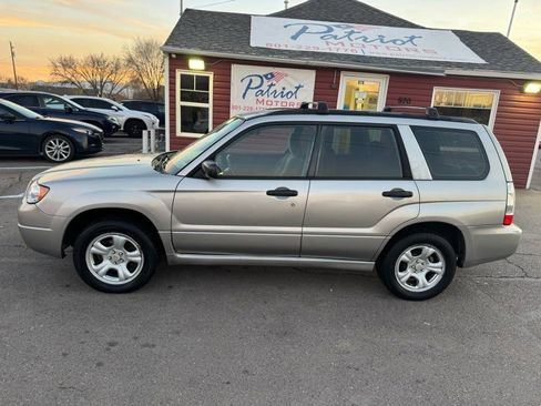Used 2006 Subaru Forester 2.5X image 2
