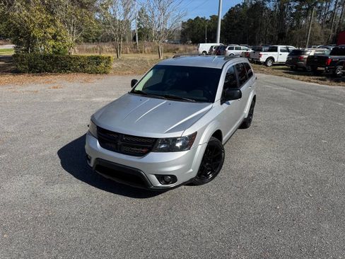 Used 2013 Dodge Journey SXT w/ Flexible Seating Group image 34
