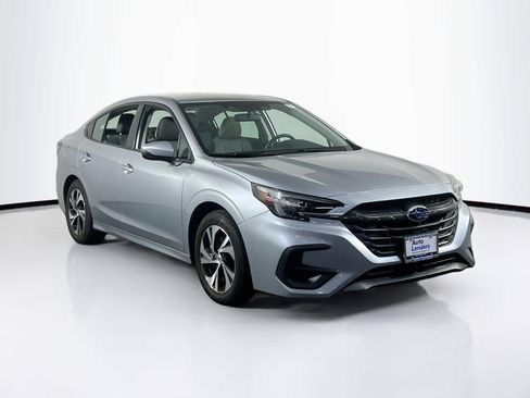 Used 2024 Subaru Legacy Premium image 3
