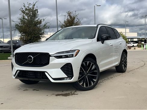 New 2026 Volvo XC60 B5 Ultra w/ Protection Package Premier image 2