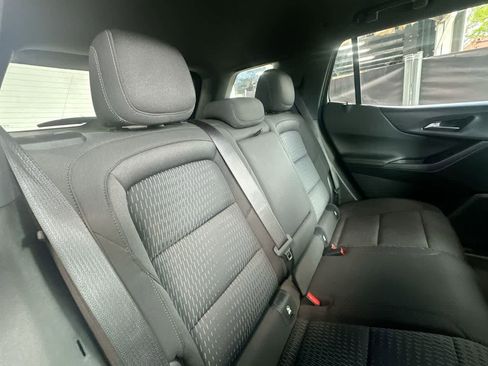 Used 2026 Chevrolet Equinox LT FWD image 26