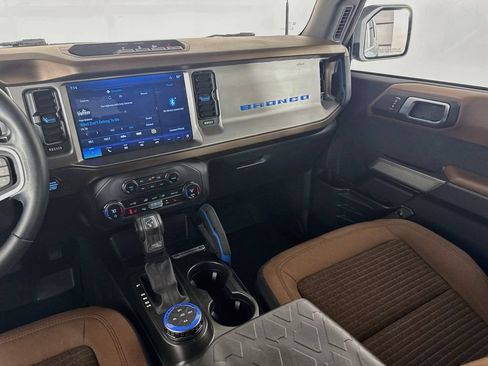 Used 2023 Ford Bronco Outer Banks AWD/4WD image 27