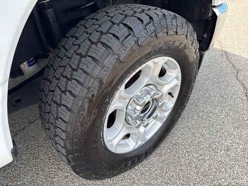 Used 2024 Ford F250 XLT AWD/4WD image 48