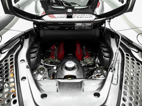 Used 2022 Ferrari SF90 Spider AWD/4WD image 42