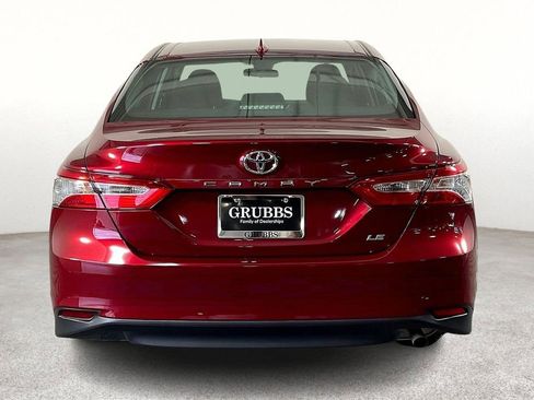 Used 2019 Toyota Camry LE image 6
