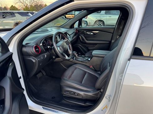 Used 2022 Chevrolet Blazer RS w/ Enhanced Convenience Package image 11
