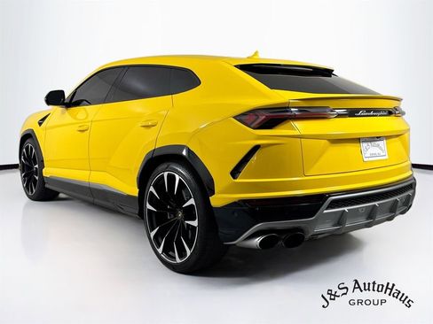 Used 2021 Lamborghini Urus AWD/4WD image 5