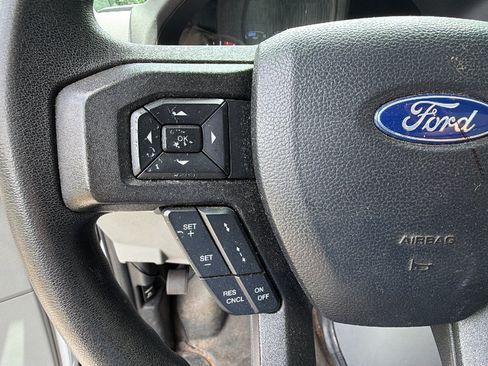 Used 2022 Ford E-350 and Econoline 350 Super Duty RWD image 23