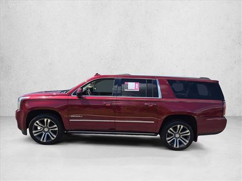 Used 2019 GMC Yukon XL Denali w/ Denali Ultimate Package RWD image 9
