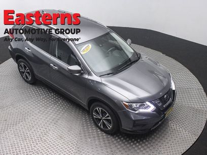 Used 2020 Nissan Rogue SV w/ Premium Package