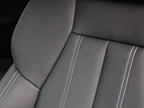 Certified 2025 Audi Q6 e-tron Premium Plus w/ Premium Plus image 30