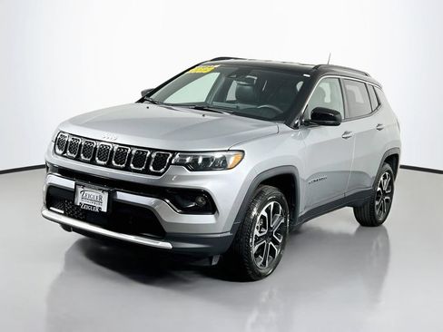 Used 2023 Jeep Compass Limited AWD/4WD image 3