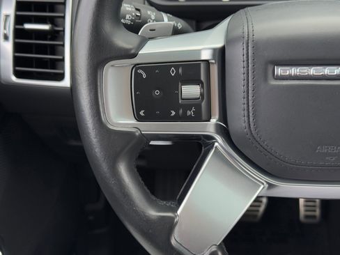 Used 2023 Land Rover Discovery S R-Dynamic image 22
