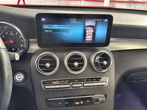 Used 2020 Mercedes-Benz GLC 300 GLC 300 image 21