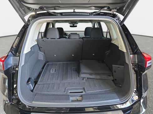 New 2026 Nissan Rogue SV FWD image 12