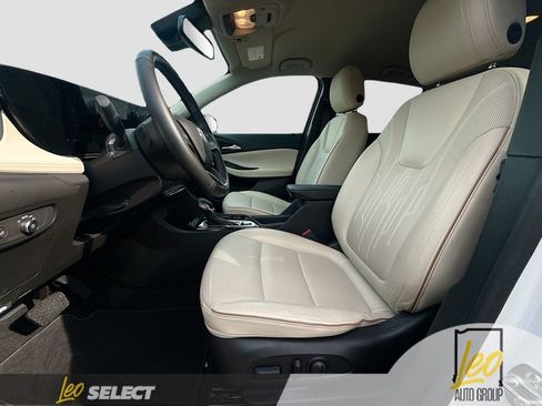 Used 2024 Buick Encore GX Avenir w/ Avenir Convenience Package FWD image 24