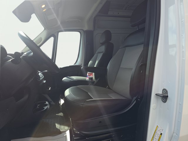 Used 2026 RAM ProMaster 2500 w/ Convenience Group FWD image 9