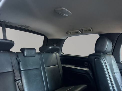 Used 2018 Toyota Sequoia TRD Sport AWD/4WD image 23